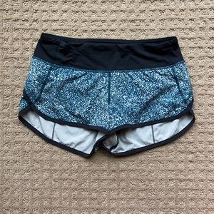 Lululemon speed up short 2.5” size 4